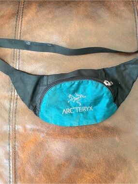 Arc'teryx | Bags | Arcteryx X Beams Mantis 2 Waistpack Bag Boro